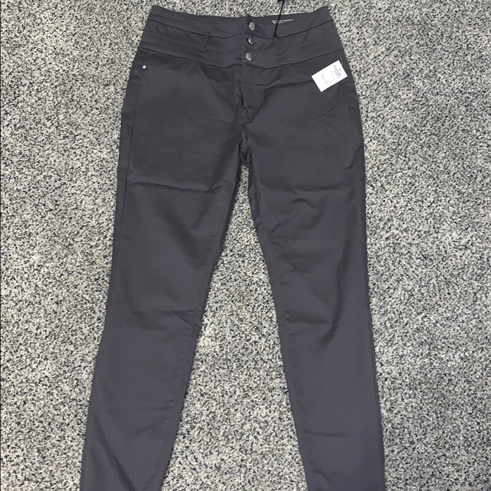 High wasted skinny pants